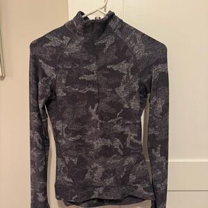 lululemon athletica Gray Camo Sweatshirt